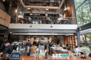 Nhượng Quyền Thương Hiệu Cafe Là Làm Gì? Cơ Hội Kinh Doanh Dành Năm 2025